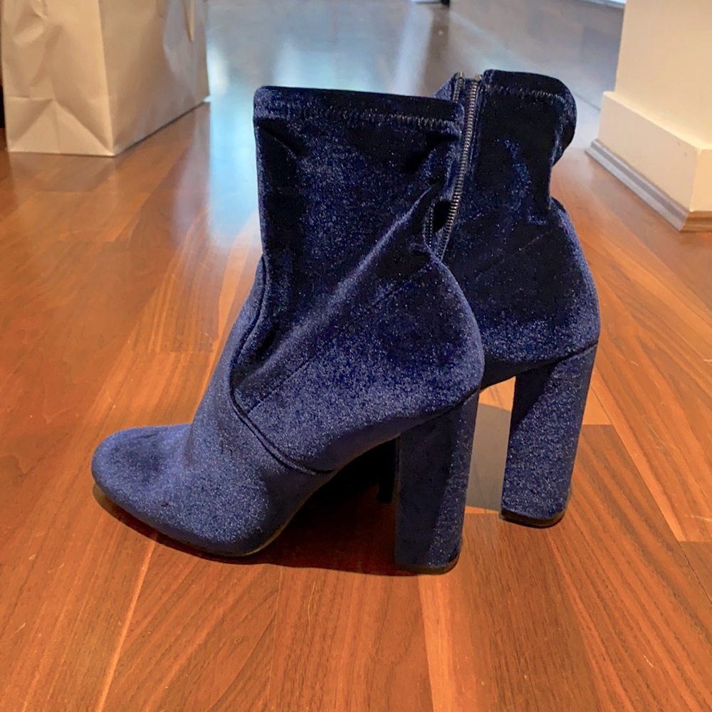 Blue velvet high heel ankle boots - Picture 1 of 4